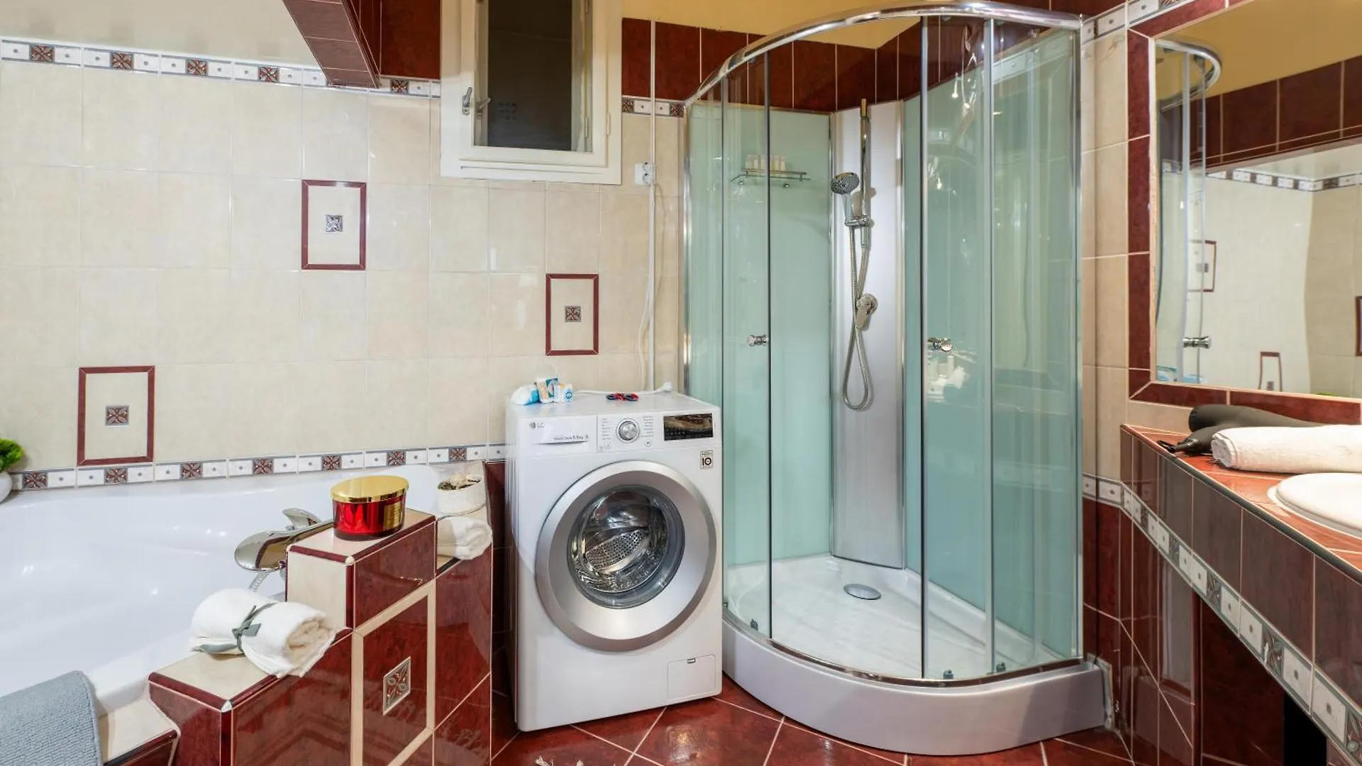 Downtown Oasis Apartman Budapest 0*,  Hungary